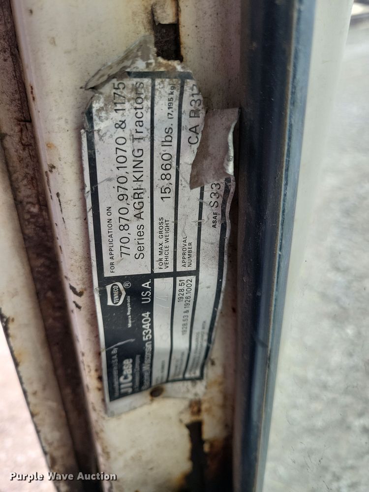 image for item NB9838 1976 Case 1070 tractor