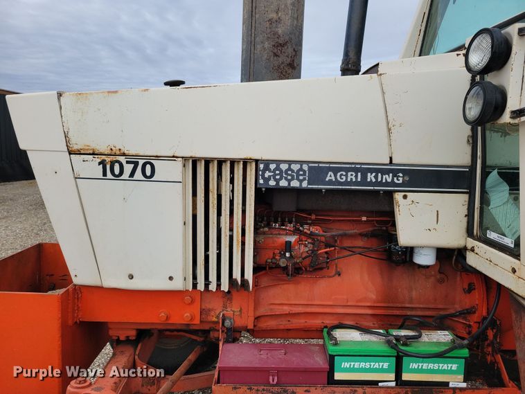 image for item NB9838 1976 Case 1070 tractor