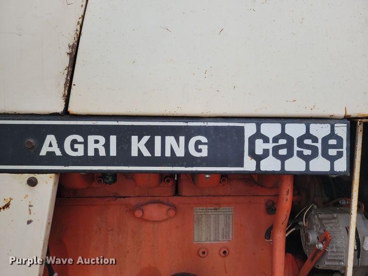 image for item NB9838 1976 Case 1070 tractor