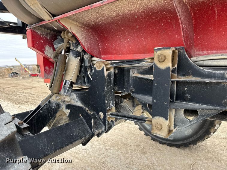 image for item NN9569 2011 Apache AS1020 sprayer