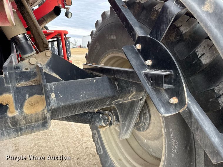 image for item NN9569 2011 Apache AS1020 sprayer