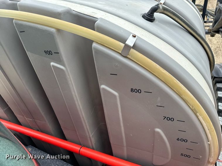 image for item NN9569 2011 Apache AS1020 sprayer