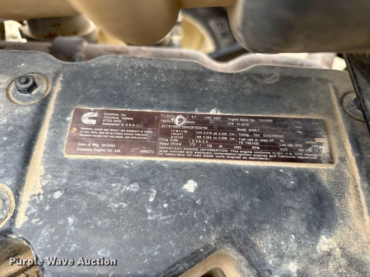 image for item NN9569 2011 Apache AS1020 sprayer