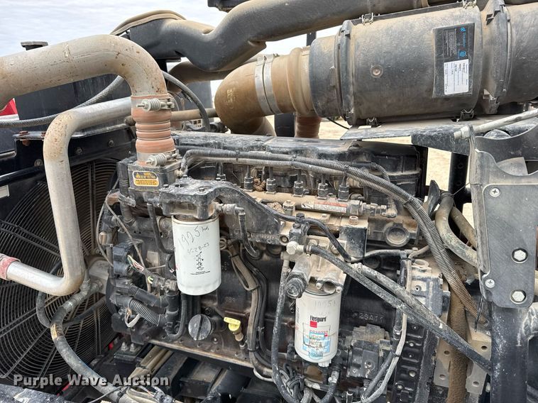 image for item NN9569 2011 Apache AS1020 sprayer