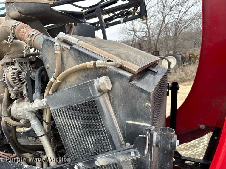 image for item NN9569 2011 Apache AS1020 sprayer