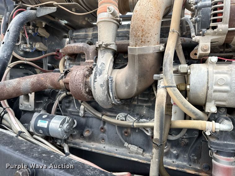 image for item NN9569 2011 Apache AS1020 sprayer