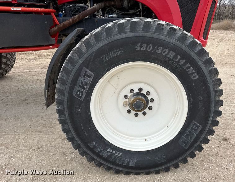 image for item NN9569 2011 Apache AS1020 sprayer