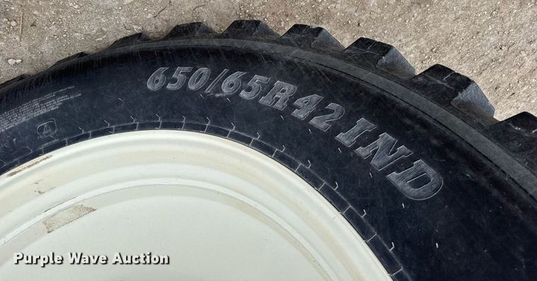 image for item NN9569 2011 Apache AS1020 sprayer