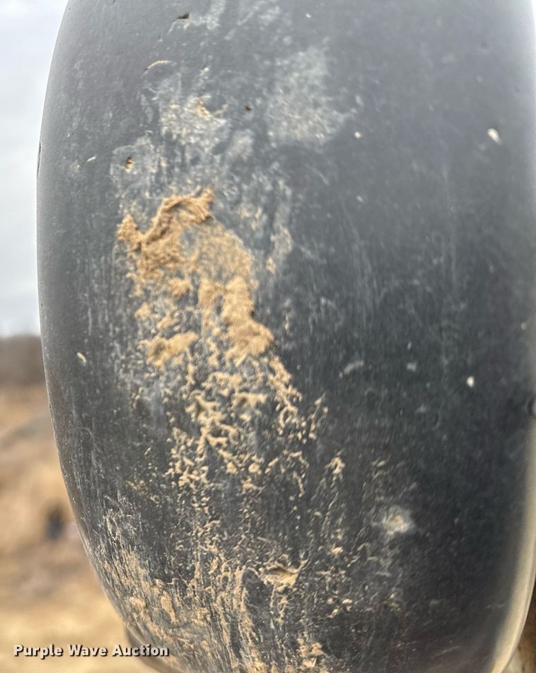 image for item NN9569 2011 Apache AS1020 sprayer