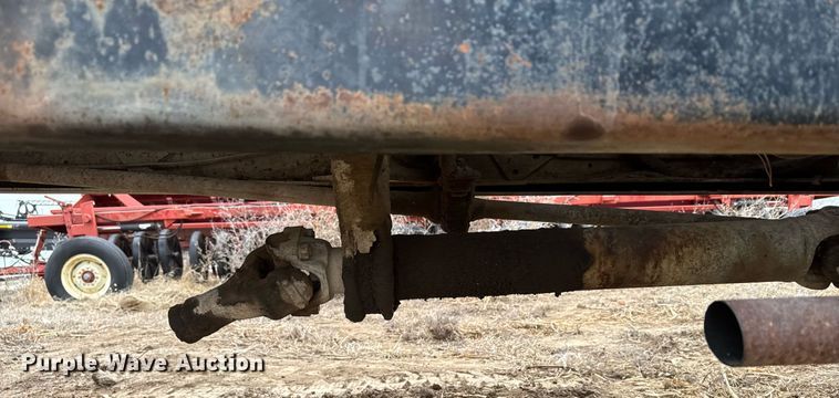 image for item NN9570 1964 International 1600 INT feed delivery truck