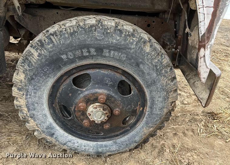 image for item NN9570 1964 International 1600 INT feed delivery truck