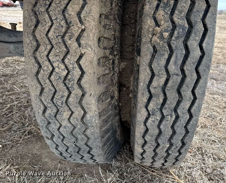 image for item NN9570 1964 International 1600 INT feed delivery truck