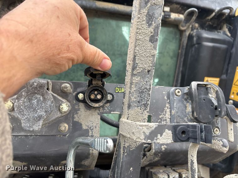 image for item OK9493 2012 Challenger MT665D MFWD tractor