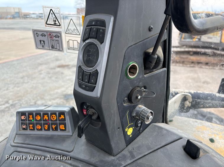 image for item OK9493 2012 Challenger MT665D MFWD tractor