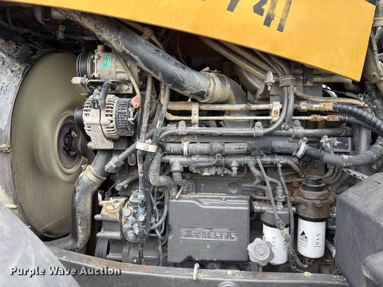 image for item OK9493 2012 Challenger MT665D MFWD tractor