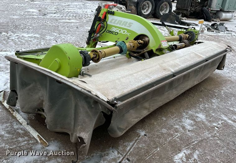 image for item YA0313 2019 Claas 3600 FC Disco swather / windrower