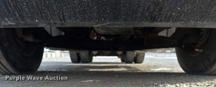 image for item DH9552 2006 Mack  CXN613 semi truck