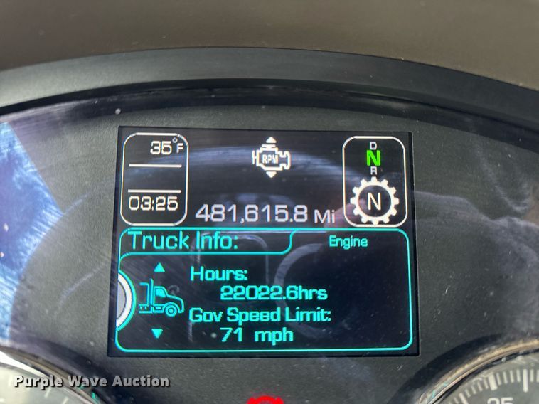 image for item DH9845 2019 Kenworth T680 semi truck