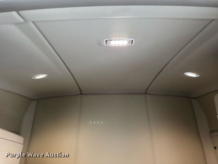 image for item DH9845 2019 Kenworth T680 semi truck