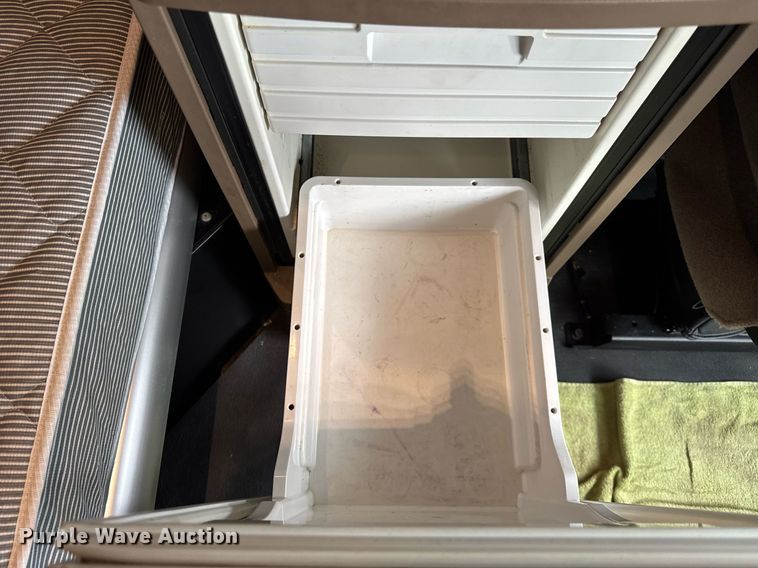 image for item DH9845 2019 Kenworth T680 semi truck