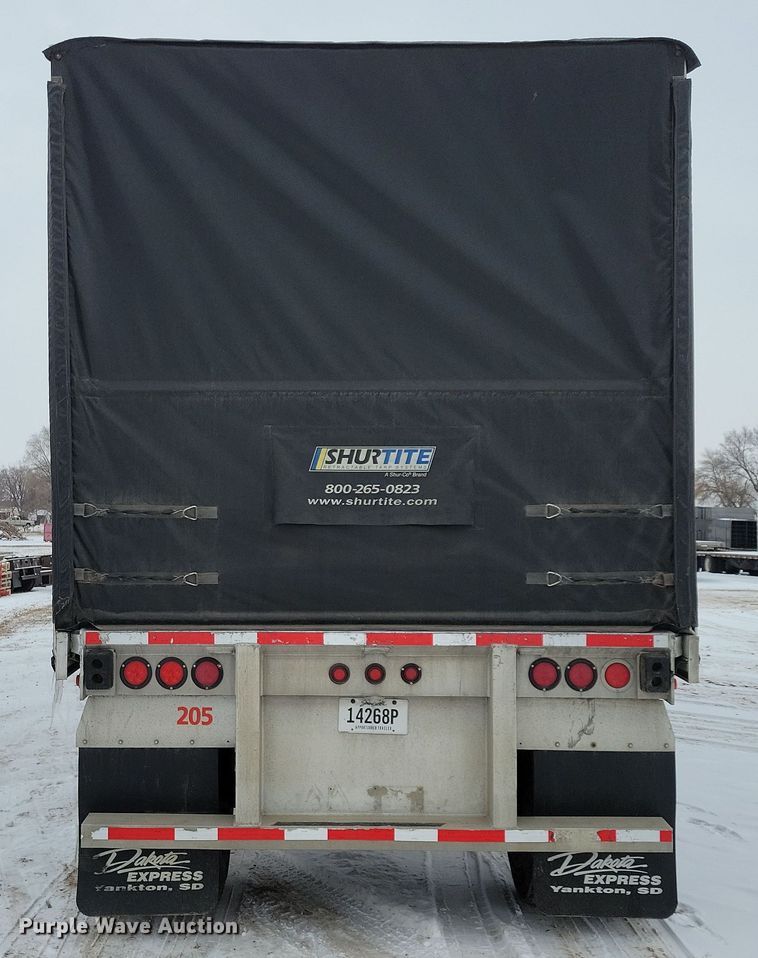 image for item DN3685 2005 Ravens flatbed trailer