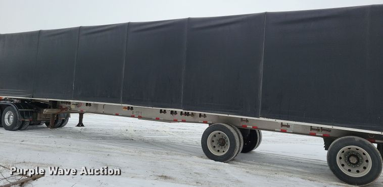image for item DN3685 2005 Ravens flatbed trailer