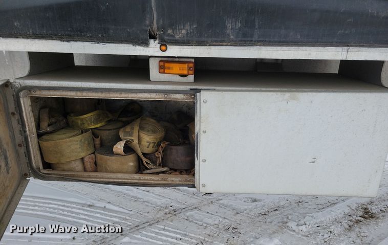 image for item DN3685 2005 Ravens flatbed trailer