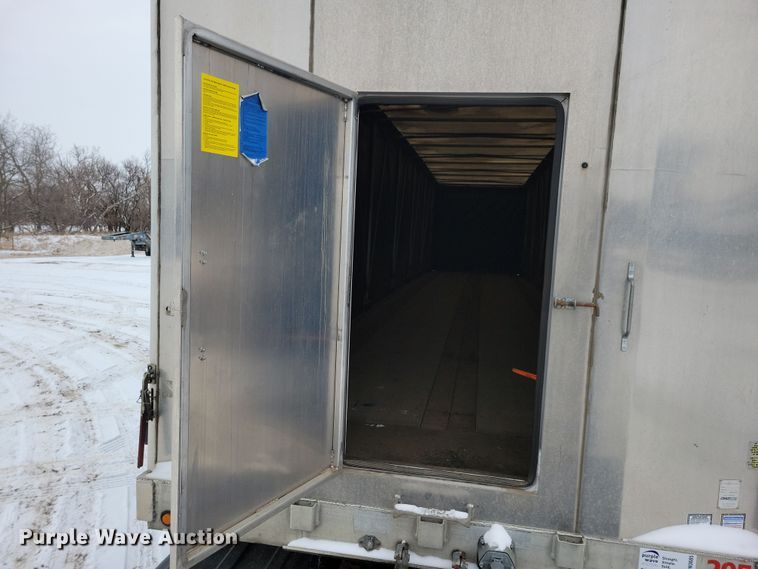 image for item DN3685 2005 Ravens flatbed trailer