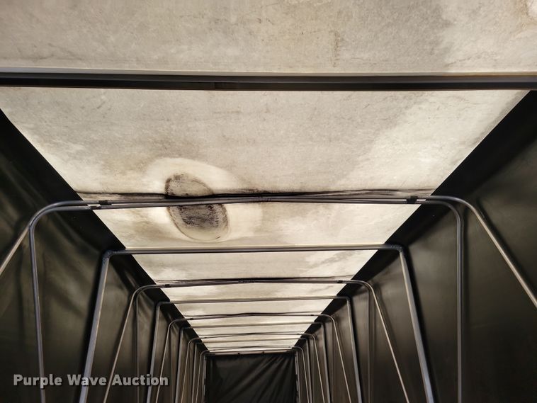 image for item DN3685 2005 Ravens flatbed trailer