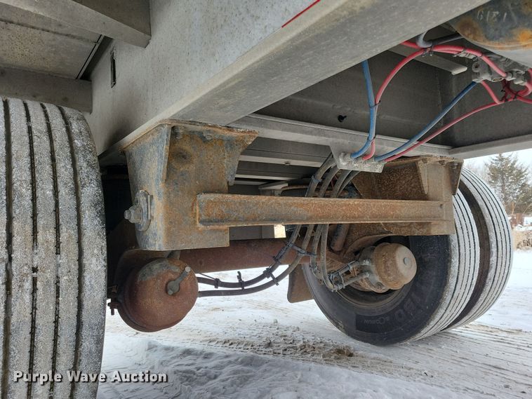 image for item DN3685 2005 Ravens flatbed trailer