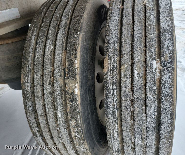 image for item DN3685 2005 Ravens flatbed trailer