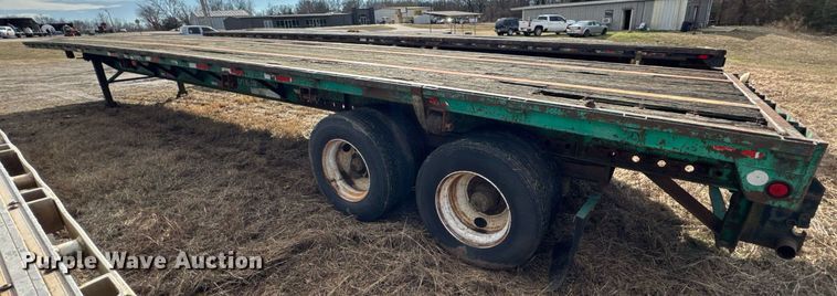 image for item DO0311 1991 Fontaine flatbed trailer