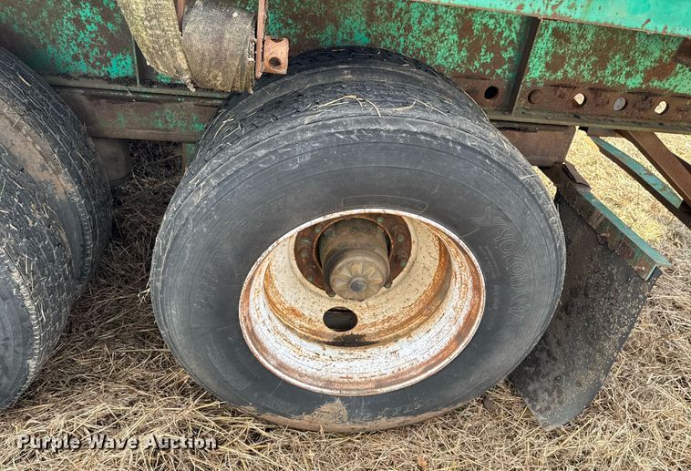 image for item DO0311 1991 Fontaine flatbed trailer