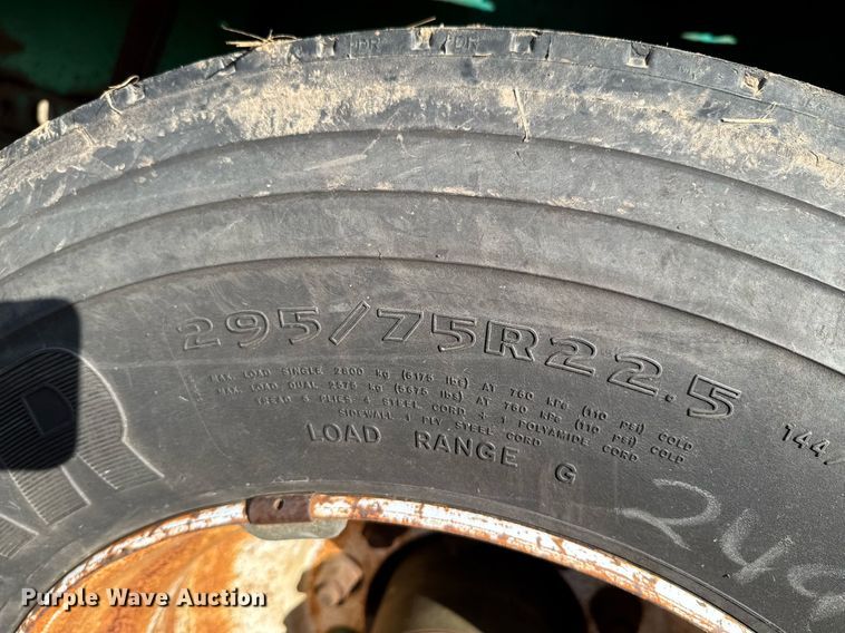 image for item DO0311 1991 Fontaine flatbed trailer