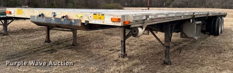 image for item DO0312 1999 Dorsey flatbed trailer
