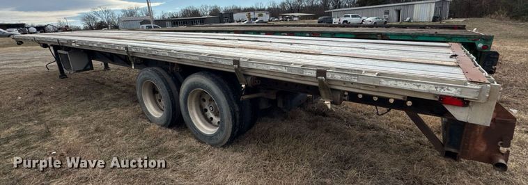 image for item DO0312 1999 Dorsey flatbed trailer