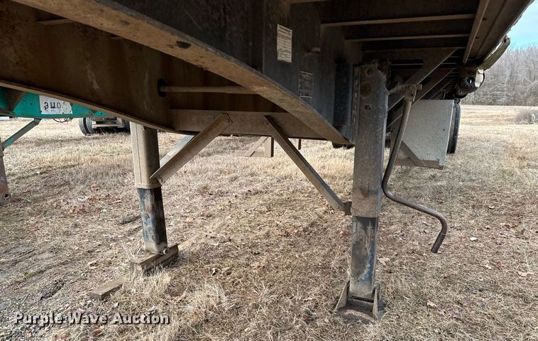 image for item DO0312 1999 Dorsey flatbed trailer