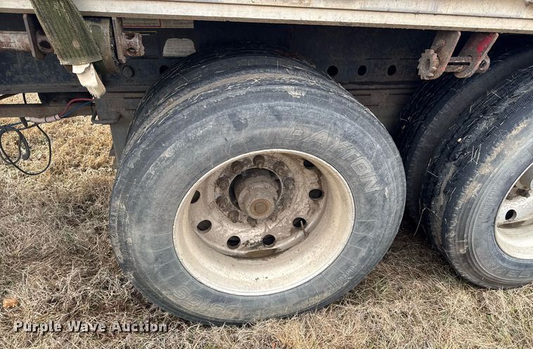 image for item DO0312 1999 Dorsey flatbed trailer