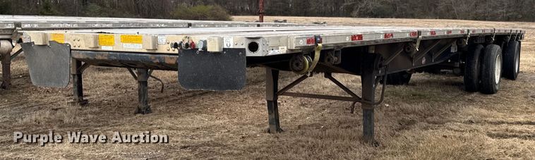 image for item DO0313 2007 Utility Trailers flatbed trailer