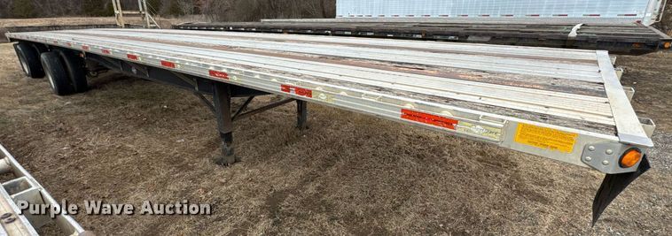 image for item DO0313 2007 Utility Trailers flatbed trailer