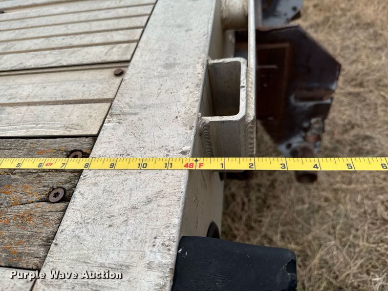 image for item DO0313 2007 Utility Trailers flatbed trailer