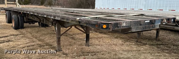 image for item DO0314 1992 Great Dane flatbed trailer