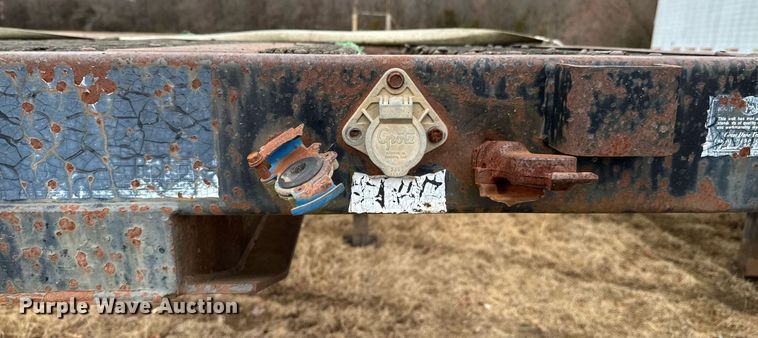 image for item DO0314 1992 Great Dane flatbed trailer