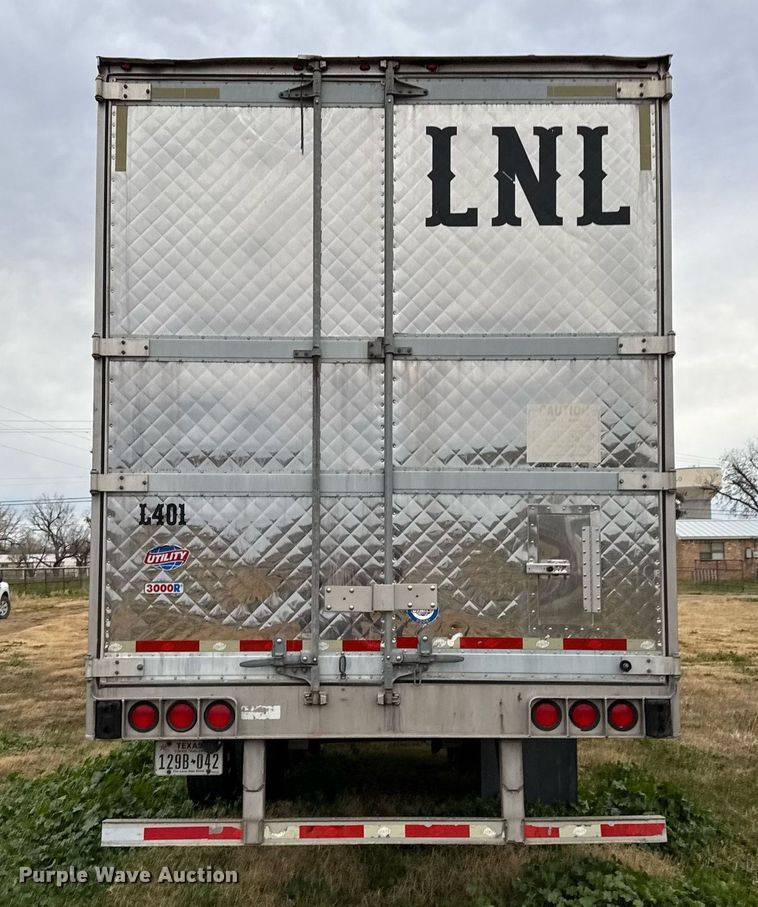 image for item DO2629 2017 Utility Trailers VS2RA refrigerated van trailer