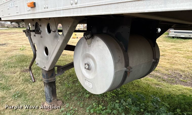 image for item DO2629 2017 Utility Trailers VS2RA refrigerated van trailer