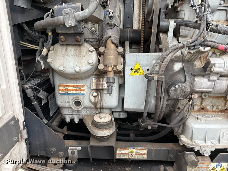 image for item DO2629 2017 Utility Trailers VS2RA refrigerated van trailer