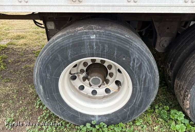 image for item DO2629 2017 Utility Trailers VS2RA refrigerated van trailer