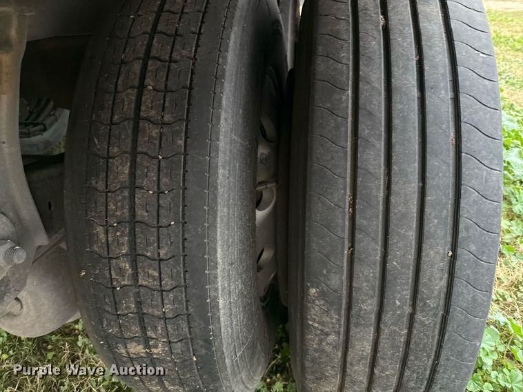 image for item DO2629 2017 Utility Trailers VS2RA refrigerated van trailer