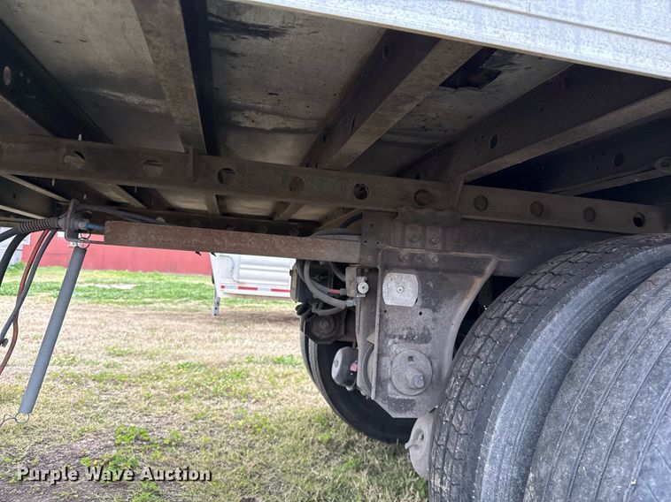 image for item DO2629 2017 Utility Trailers VS2RA refrigerated van trailer