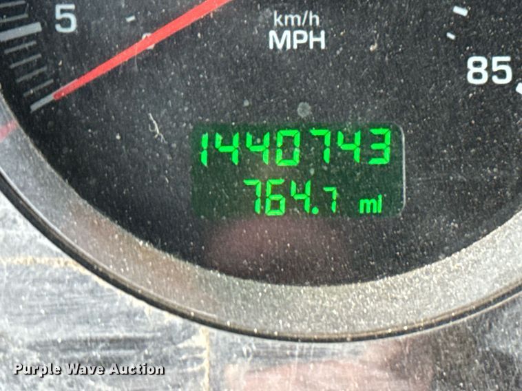 image for item DO2630 2007 Kenworth W900 semi truck